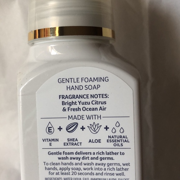 NWT Bath & Body Works Fresh Getaway Gentle Foaming Hand Soap 8.75 fl oz. - Picture 6 of 8